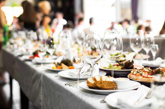 sparkling-glassware-stands-long-table-prepared-wedding-di_8353-688 sparkling-glassware-stands-long-table-prepared-wedding-di_8353-688